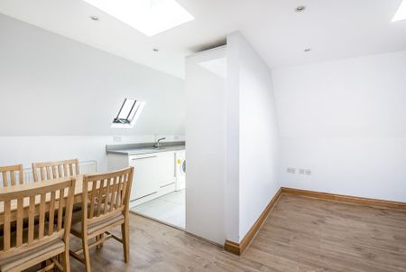 1 bedroom flat to rent - Photo 3