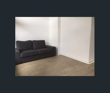 CAPTURE THE CITY FRINGE LIVING IN THIS DESIRED APARTMENT! - Photo 1