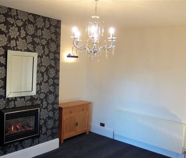 Fixby Avenue, HALIFAX - Photo 2