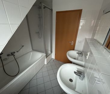 Helle 3-Raumwohnung im Herzen der Stadt ! - Foto 1