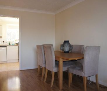 3 bedroom terraced house to rent - Photo 1