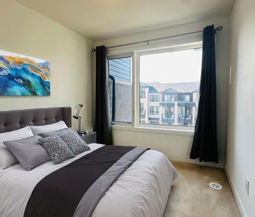 For Lease - 114 Blue Forest Crescent, Barrie, Ontario - Photo 6