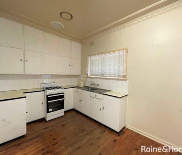 4/23 Tucker Street, Turvey Park, NSW 2650 - Photo 4