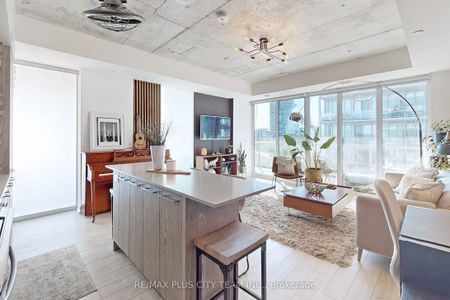 Riverside Square Lofts 15-45 , #807 - Photo 3