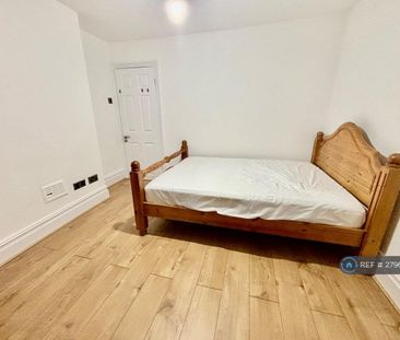 1 bedroom in a house share to rent - Photo 6