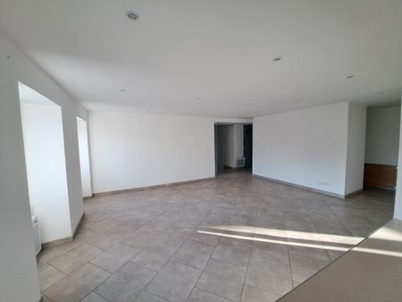 Appartement À Louer 4 Pièces , 80 M² - Photo 3