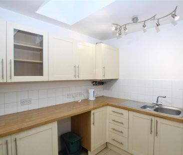 5 bedroom terraced house to rent - Photo 5