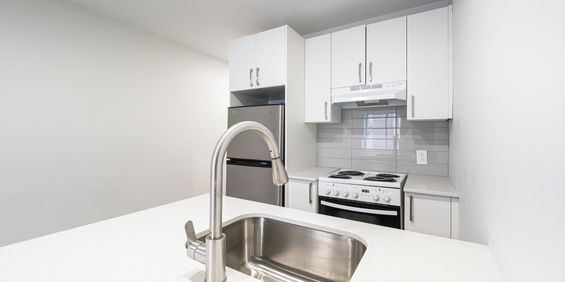 Studio - Ontario - Photo 3