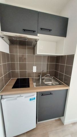 Location Appartement 1 pièce 22m² JOUE LES TOURS 37300 - Photo 2