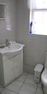 Collingwood Road, Uxbridge, UB8 - Photo 3