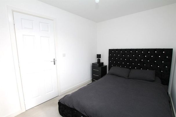 2 bedroom detached house to rent - Photo 1