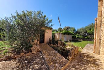 1188 Passeig Federico García Lorca, Manacor, Balearic Islands 07680