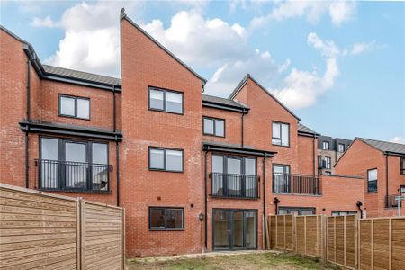 3 bedroom townhouse to rent - Photo 4