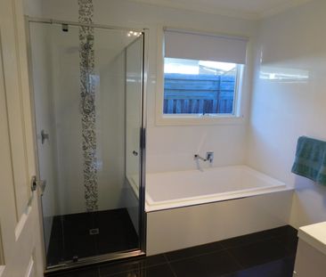 Beautiful family home - Photo 6