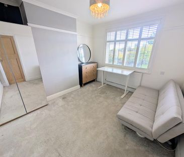 3 bedroom semi-detached house to rent - Photo 3