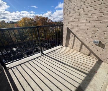 For Lease - 99 POND MILLS Road Unit# 703, London South, Ontario - Photo 4