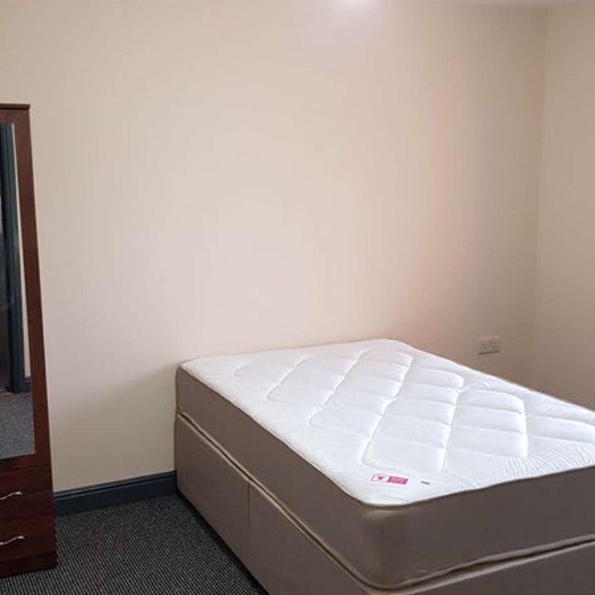 Double En-Suite Room ALL BILLS INCLUDED Room 6 - Photo 1