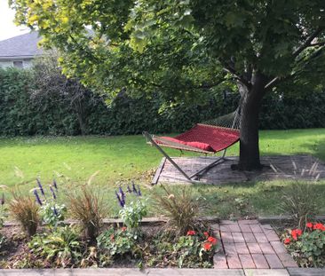 For Lease - 1088 Pearson Drive Unit# Upper, Oakville, Ontario - Photo 2