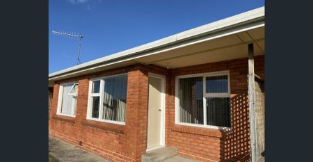 Updated unit, close to town! - Photo 3