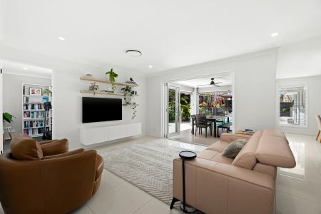 41 Tribulation Circuit, Buderim QLD 4556 - House For Rent | Domain - Photo 2