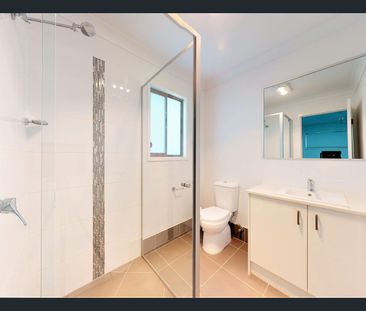 BEAUTIFUL HOME IN GOOD LOCATION - Photo 5