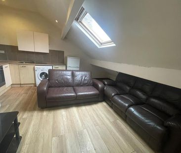 245 Dewsbury Road, Leeds - Photo 1