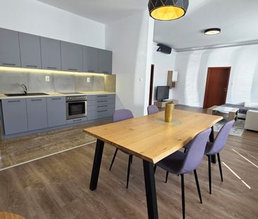 Veľký byt v centre s parkovaním v cene: 3-izbový, zariadený, Žilina - Staré mesto, Cena: 950€/mes bez energií – Fotografia 4