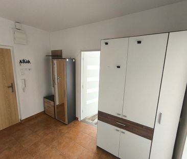 Pronájem bytu 3+1 69 m² - Photo 2