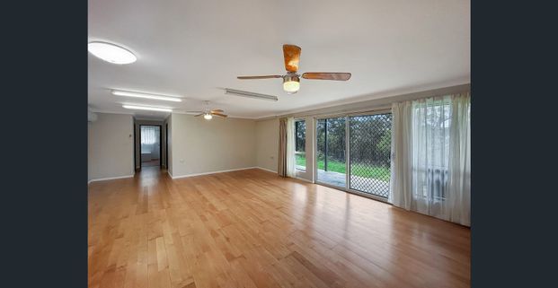 GRANNY FLAT WITH AMAZING VIEWS - Photo 1