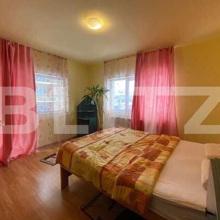 2 camere, decomandat, 70 mp, loc de parcare, zona OVM - Photo 1