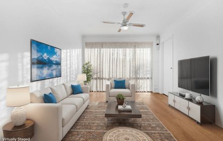 Spacious Family Home with Generous Yard - Photo 4