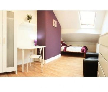 Great 4 bedroom shared house in Bradford - Photo 6