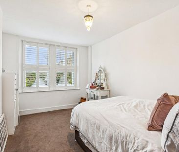 4 bedroom terraced house to rent - Photo 4