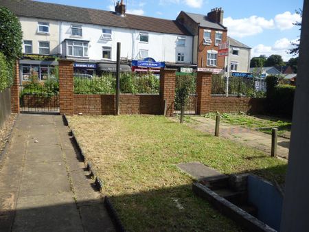 5 bedroom terraced house to rent - Photo 4