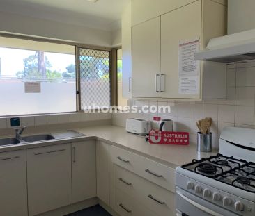 8 Bedroom Apartment - Photo 4