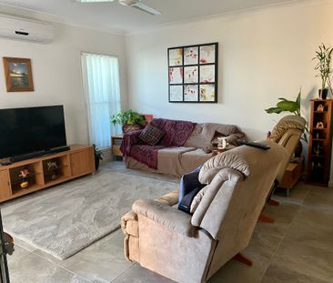 Mango Hill - Photo 1