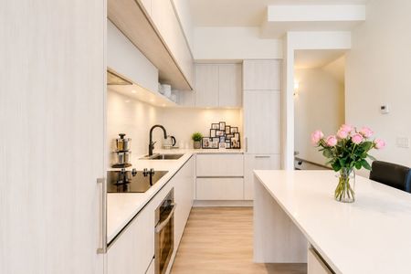 For Lease - 11 David Eyer Road Unit# 1504, Richmond Hill, Ontario - Photo 5