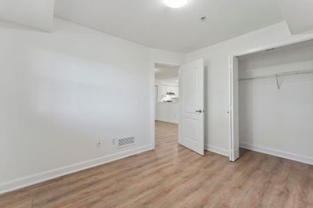 For Lease - 6 Dayspring Circle Unit# 2104, Brampton, Ontario - Photo 5