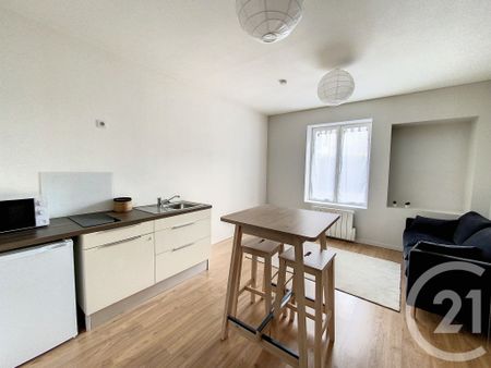 Location Appartement 1 pièce 24m² CHAMALIERES 63400 - Photo 3