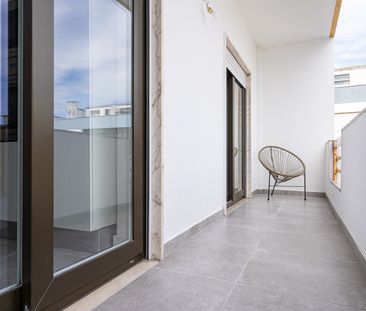 APARTAMENTO T2 NA AMORA - SEIXAL - Photo 5