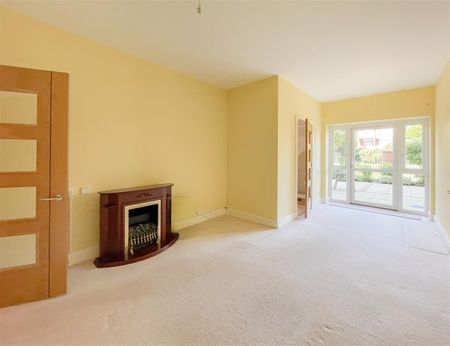 Jevington Gardens, Eastbourne - Photo 3