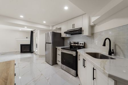 For Lease - 58 Love Crescent, Ajax, Ontario - Photo 2