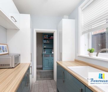 3 bedroom ground floor flat to rent - Photo 2