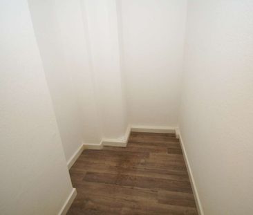 teilsanierte 2 Raumwohnung mit Balkon in Schönefeld! - Photo 5