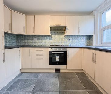 Marina, St. Leonards, TN38 0BJ - Photo 5