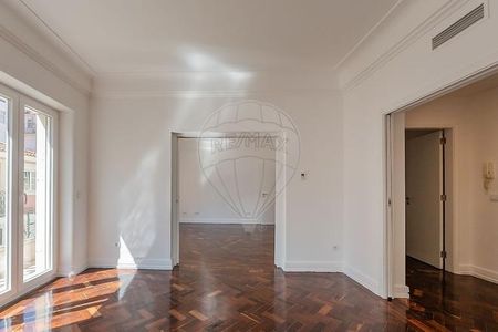 Apartamento T4 em Lisboa - Photo 5