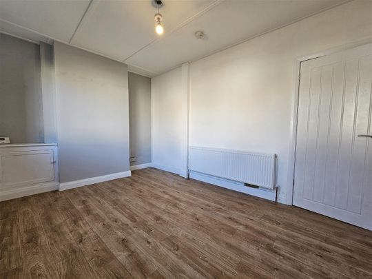 108 Joanmount Park, - Photo 1