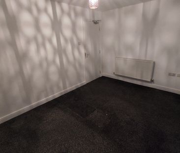 4 Bed Maisonette, Jeeyas Apartments, E16 - Photo 5