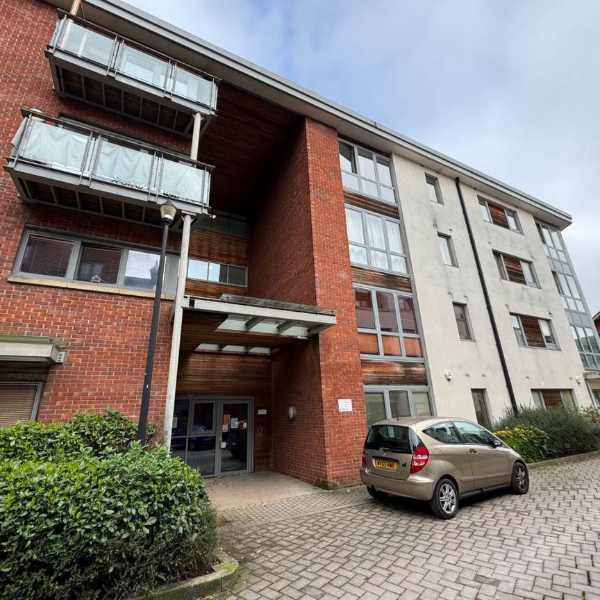 Ratcliffe Court, Chimney Steps , Bristol, BS2 0FE - Photo 1