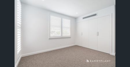 Brand New Four Bedroom Executive Home - Photo 5